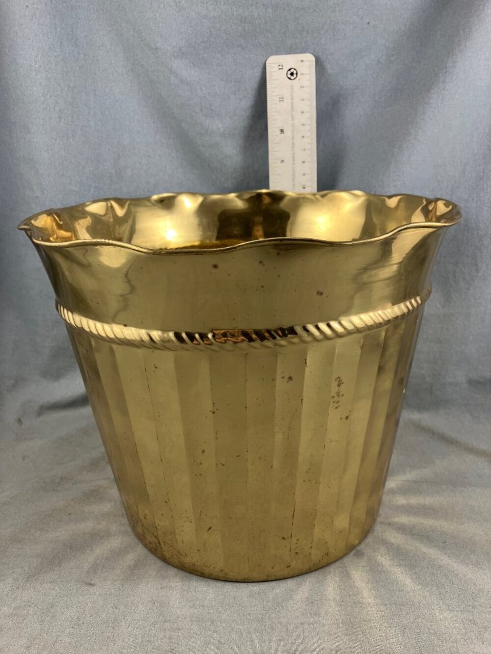 Vtg Brass Flower Pot Planter 8" tall